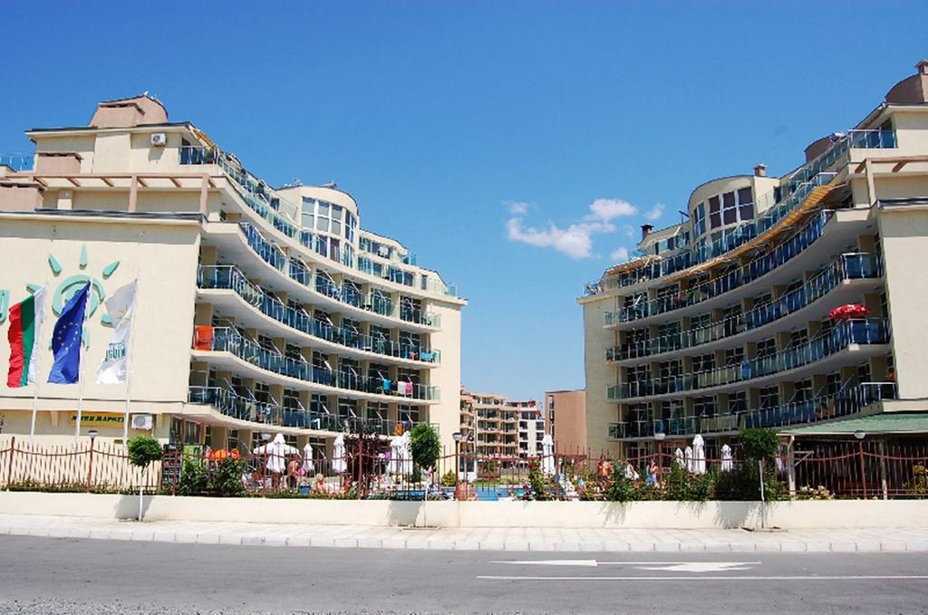 Julia Family - Menada Apartments Sunny Beach Dış mekan fotoğraf