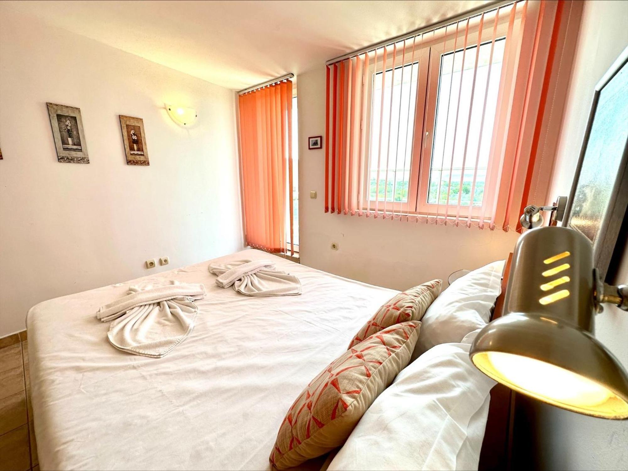 Julia Family - Menada Apartments Sunny Beach Dış mekan fotoğraf