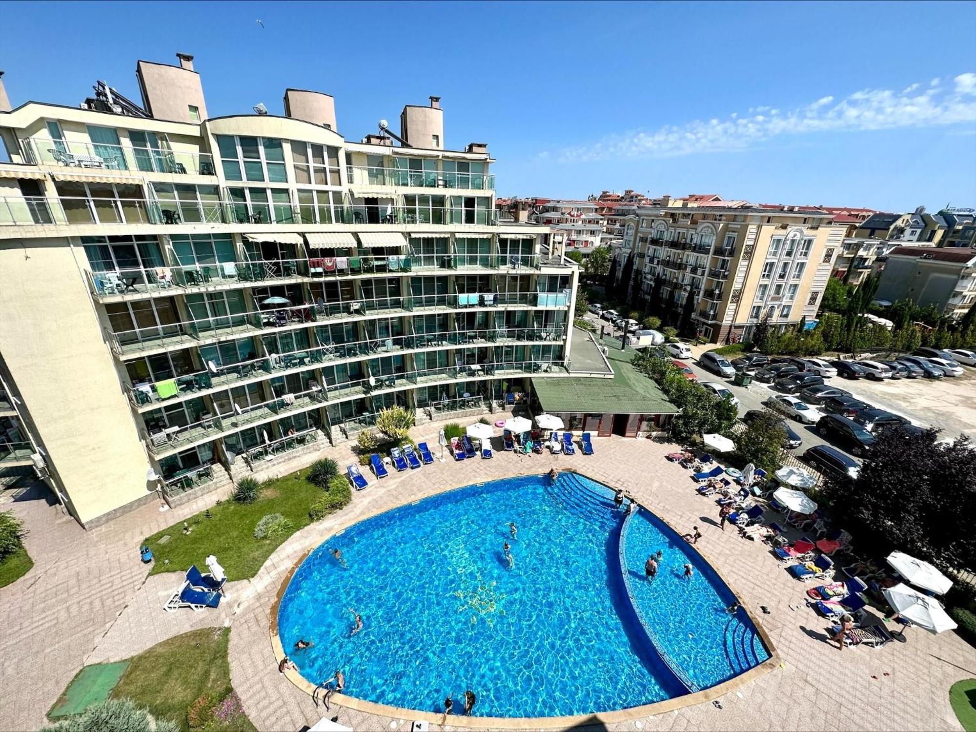 Julia Family - Menada Apartments Sunny Beach Dış mekan fotoğraf