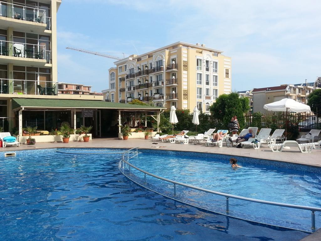 Julia Family - Menada Apartments Sunny Beach Dış mekan fotoğraf